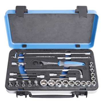 UNIOR Συλλογή από καρυδάκια 3/8" σε μεταλλική κασετίνα 613073 UNIOR Συλλογή από καρυδάκια 3/8" σε μεταλλική κασετίνα 613073