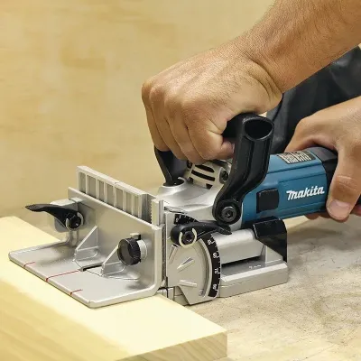 MAKITA ΦΡΕΖΟΚΑΒΙΛΙΕΡΑ 701W PJ7000J 