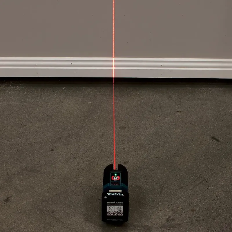 MAKITA ΓΡΑΜΜΙΚΟ LASER 2ΓΡΑΜΜΩΝ 10.8V ΚΟΚΚΙΝΟ SK105DZ