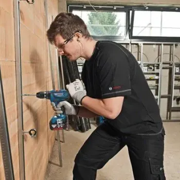 BOSCH GSB 18V-28 ΔΡΑΠΑΝΟΚΑΤΣΑΒΙΔΟ ΜΠΑΤΑΡΙΑΣ + GDX 18V-180 ΜΠΟΥΛΟΝΟΚΛΕΙΔΟ ΜΠΑΤΑΡΙΑΣ + 2 x 4.0 Ah ΣΕ L-BOXX 0615990K3K