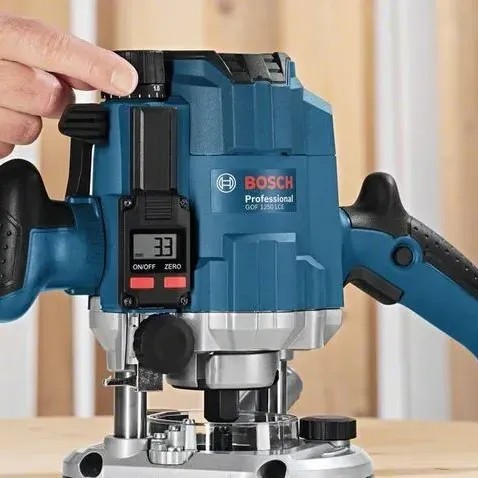 BOSCH GOF 1250 LCE Κάθετη Φρέζα 0601626101