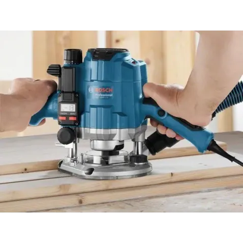 BOSCH GOF 1250 LCE Κάθετη Φρέζα 0601626101