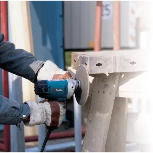 MAKITA GV7000C