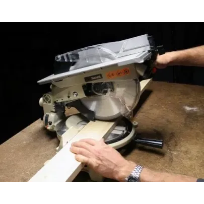 MAKITA LH1040F Φαλτσοπριονο