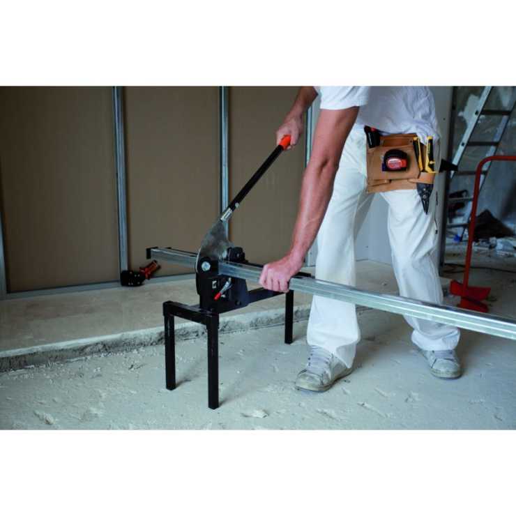 EDMA γκιλοτίνα μεταλλικών προφίλ 48mm με ανύψωση 061755