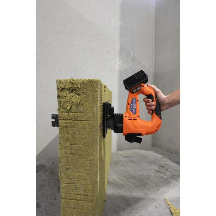 EDMA WOOLCUT πριόνι μπαταριας μονωτικών υλικών 18V 240mm 368755