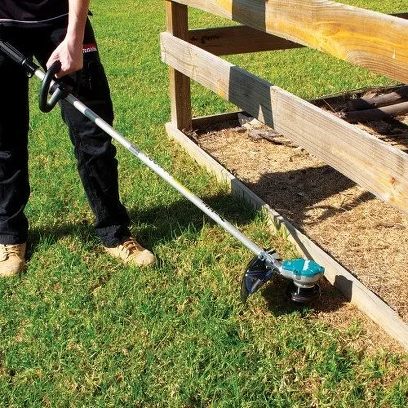 Makita Χορτοκοπτικό Μπαταρίας Χειρός DUR368LZ 